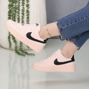 حذاء Nike Air ستاتي