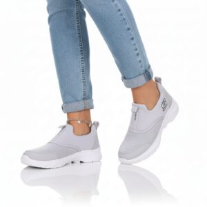 حذاء رياضي خفيف (Slip-on)