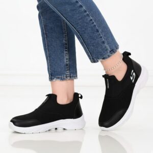 حذاء رياضي خفيف (Slip-on)